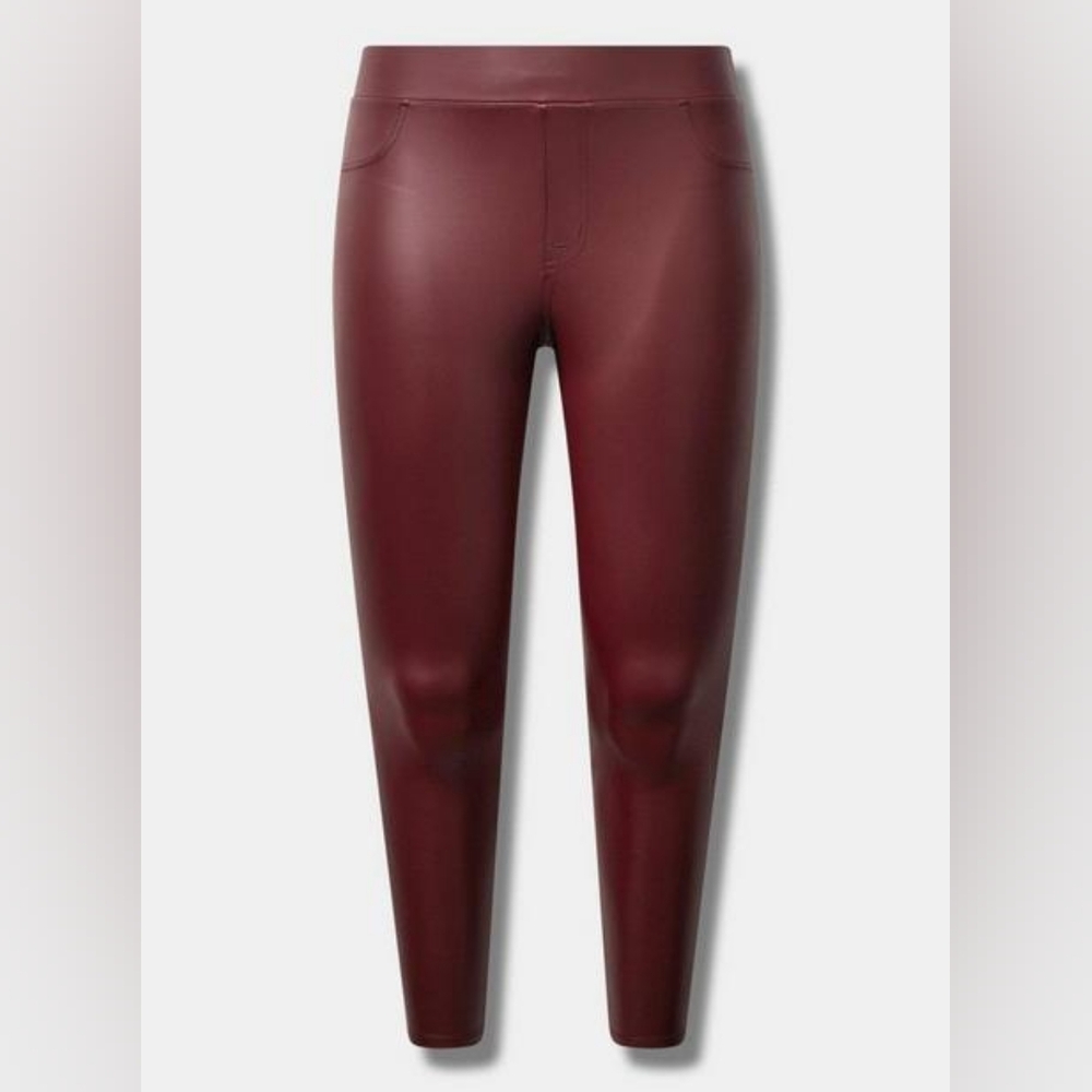 🆕 Torrid Faux Leather Leggings (Torrid 3)